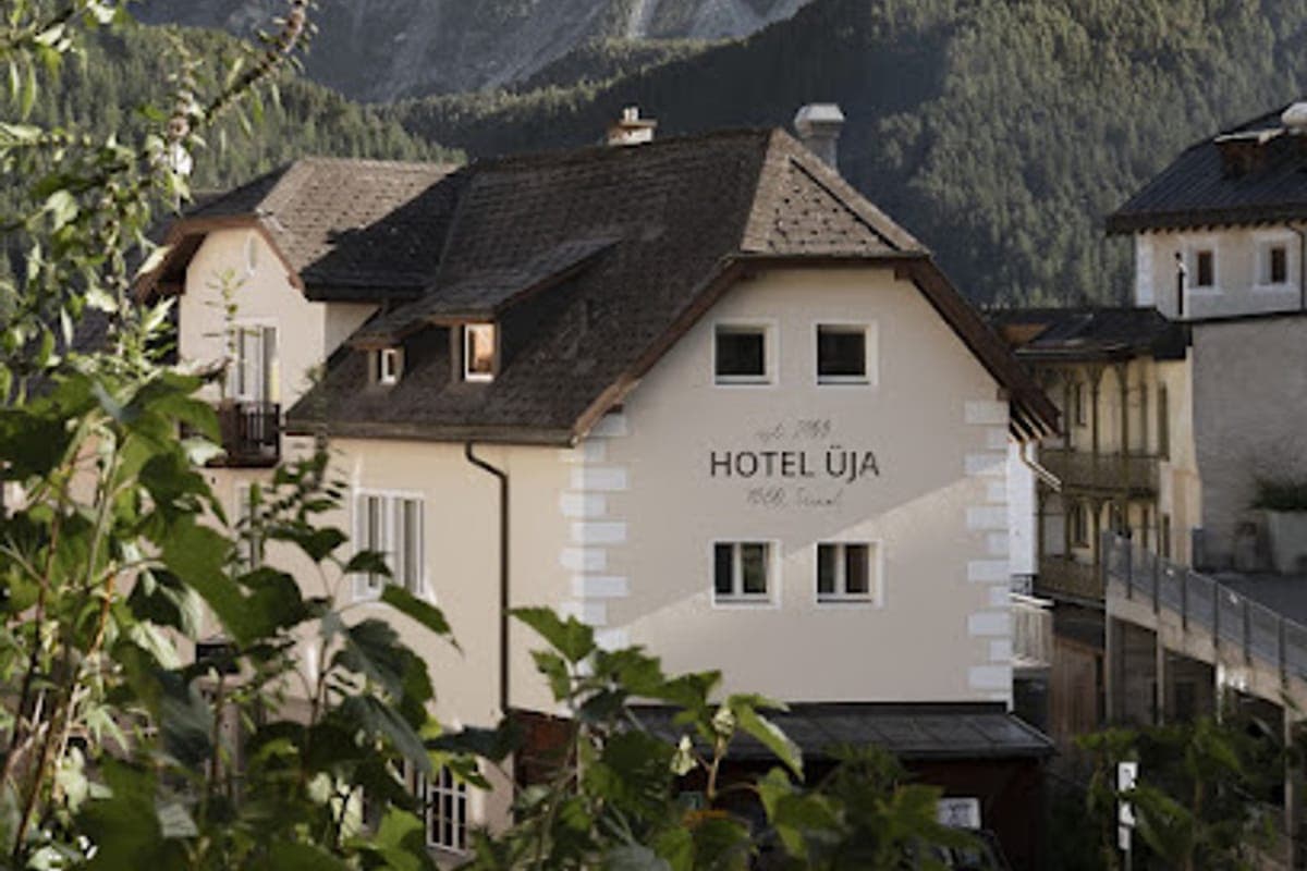 Boutique Hotel ÜJA